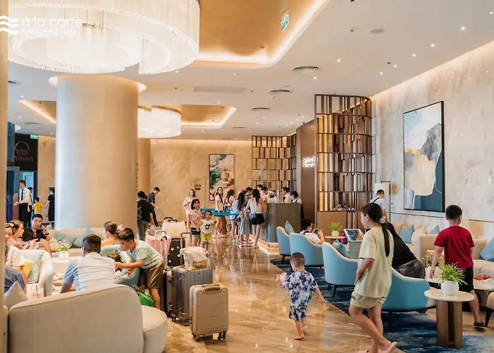 A La Carte Bay Apartment- Oc * Ha Long